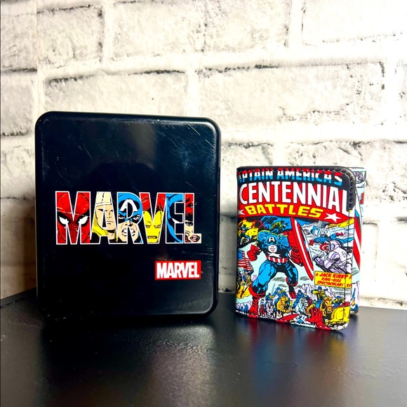 Marvel Other - MARVEL CAPTAIN AMERICA Wallet w/Tin Box Holder. EUC!